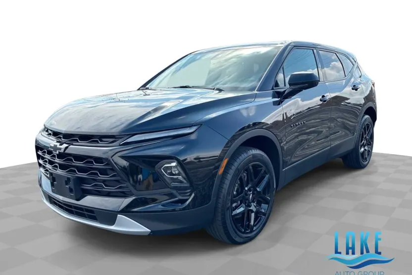 2023 Chevrolet Blazer 2LT photo 1