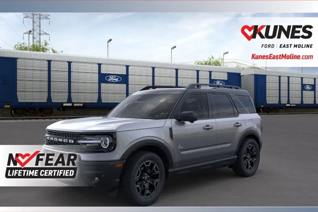 2025 Ford Bronco Sport Outer Banks photo 1