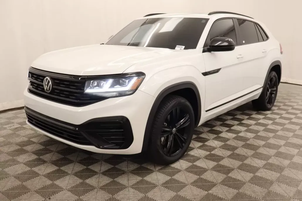2023 Volkswagen Atlas Cross Sport V6 SEL R-Line photo 1