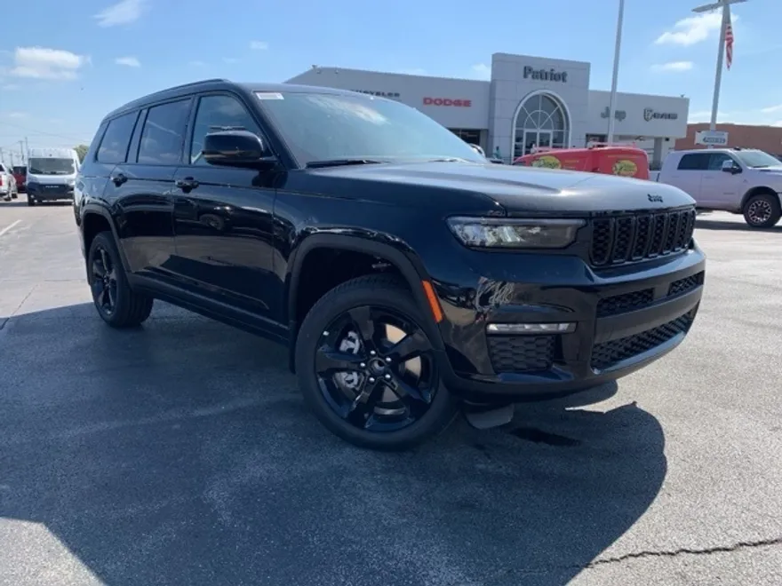 2025 Jeep Grand Cherokee Limited photo 1