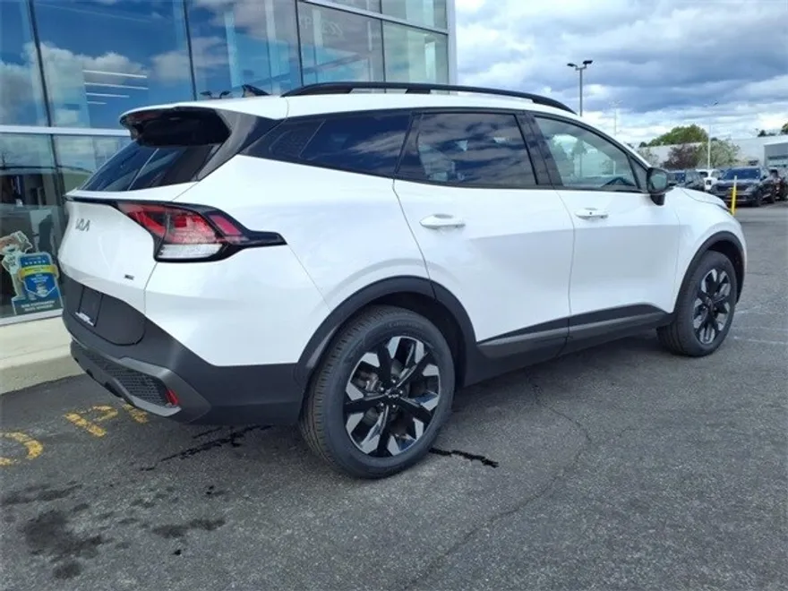 2023 Kia Sportage X-Line photo 1