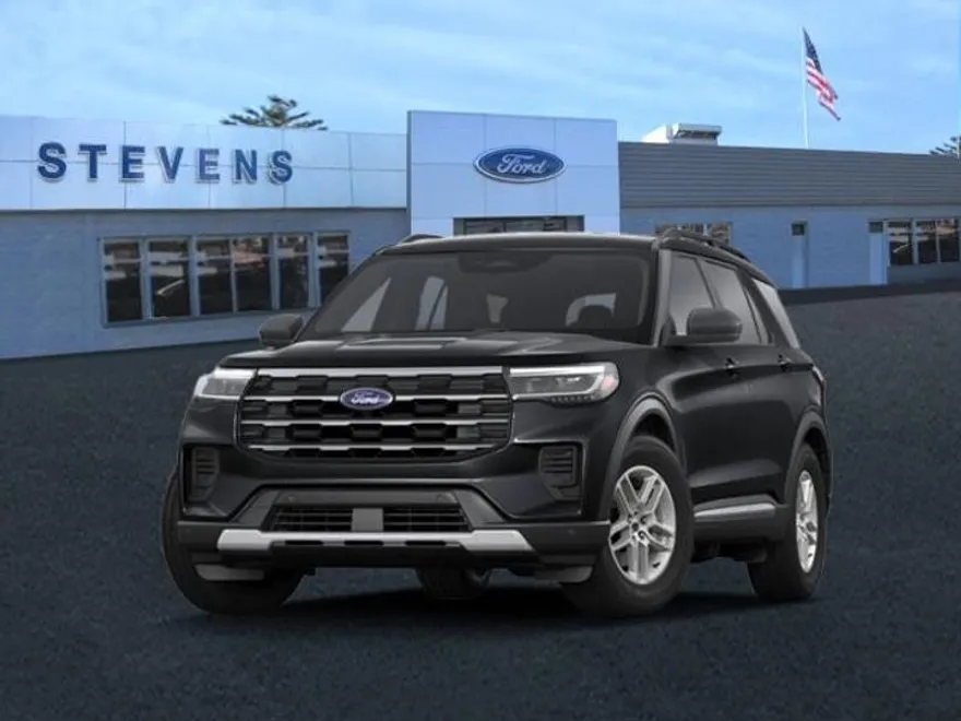 2025 Ford Explorer photo 1