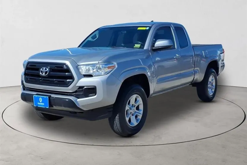 2016 Toyota Tacoma SR photo 1