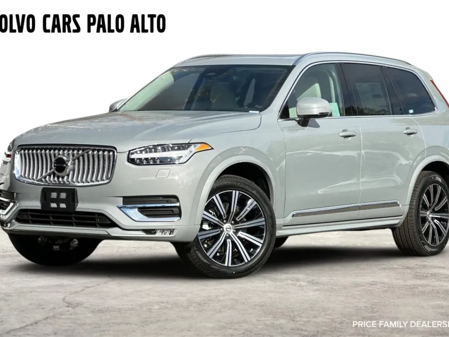 2025 Volvo XC90 Core photo 1