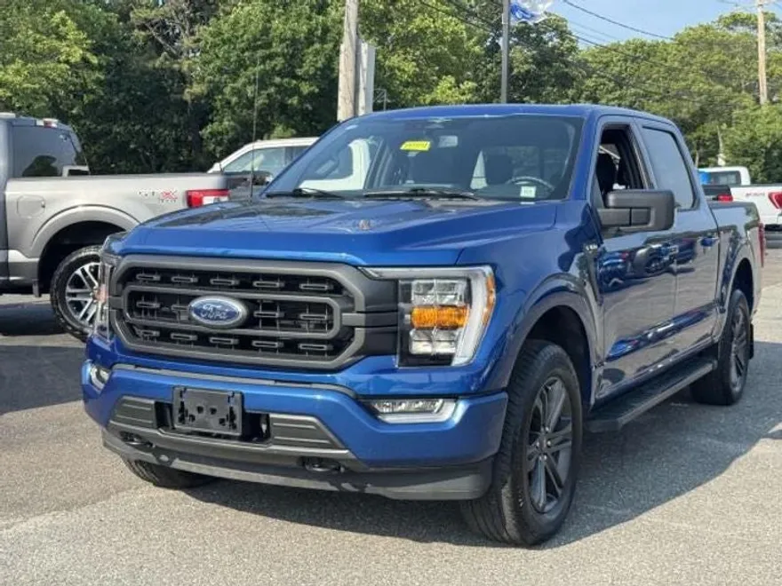 2023 Ford F-150 XLT photo 1