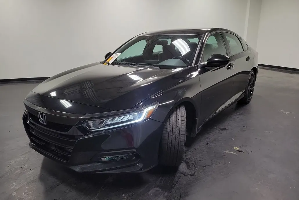 2020 Honda Accord Sport photo 1