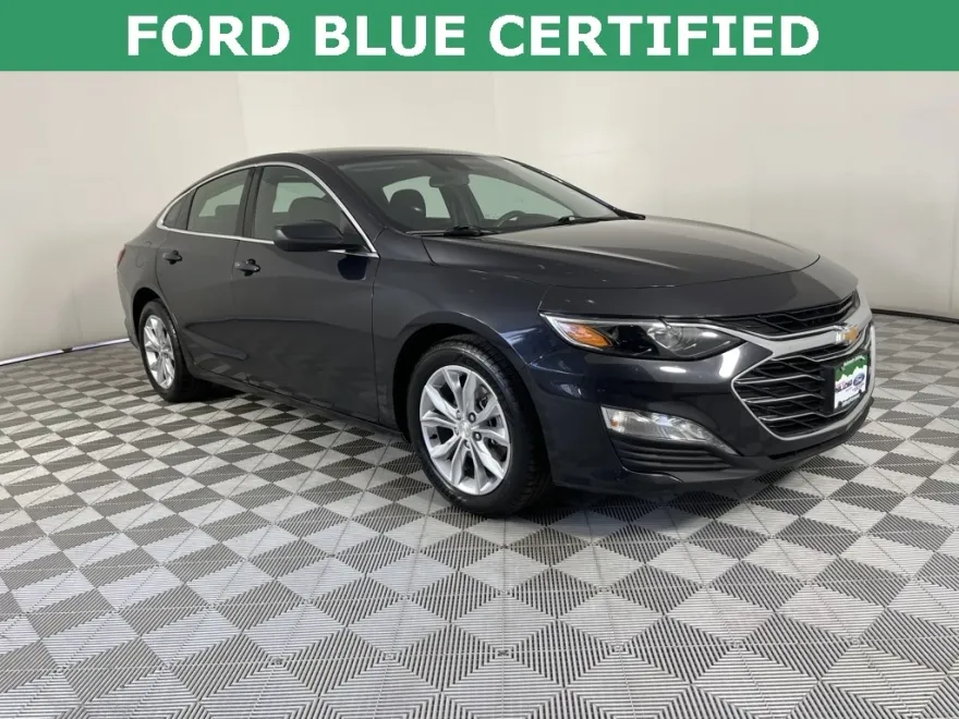 2023 Chevrolet Malibu 1LT photo 1