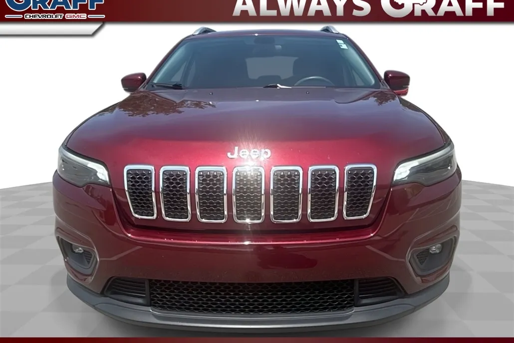 2019 Jeep Cherokee Latitude photo 1
