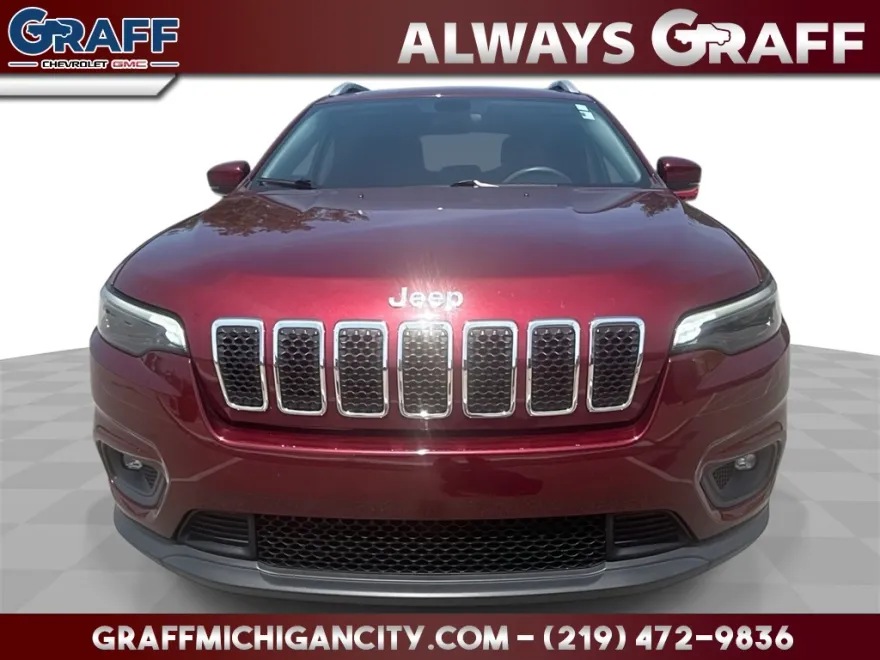 2019 Jeep Cherokee Latitude photo 1
