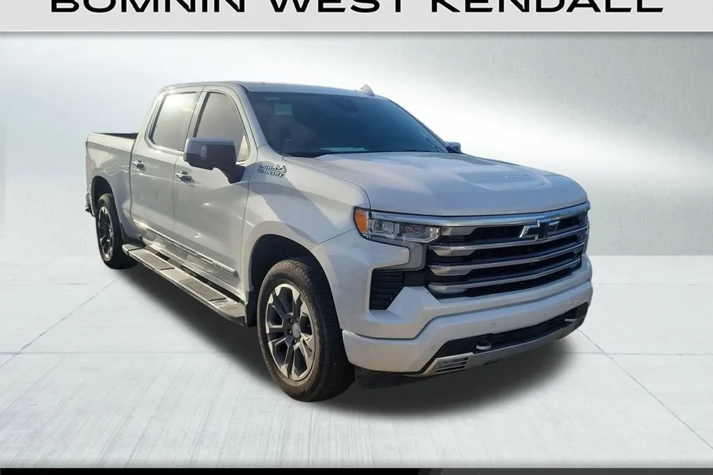 2023 Chevrolet Silverado 1500 High Country photo 1