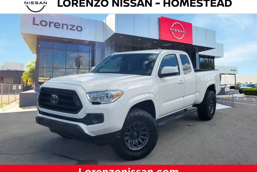 2022 Toyota Tacoma SR 4x4 photo 1