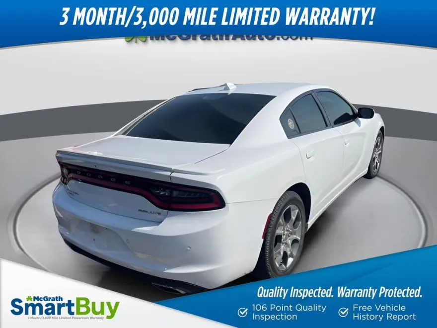 2016 Dodge Charger SXT photo 1