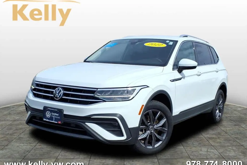2022 Volkswagen Tiguan SE photo 1