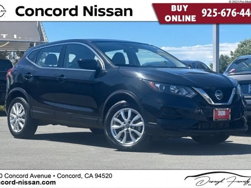 2022 Nissan Rogue Sport S photo 1