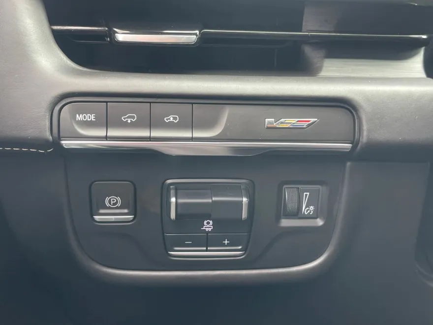 2023 Cadillac Escalade V-Series photo 29