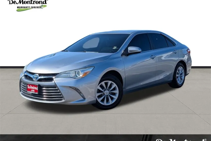 2016 Toyota Camry Hybrid photo 1