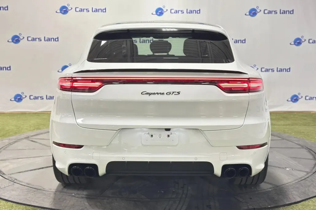 2022 Porsche Cayenne Coupe GTS photo 1