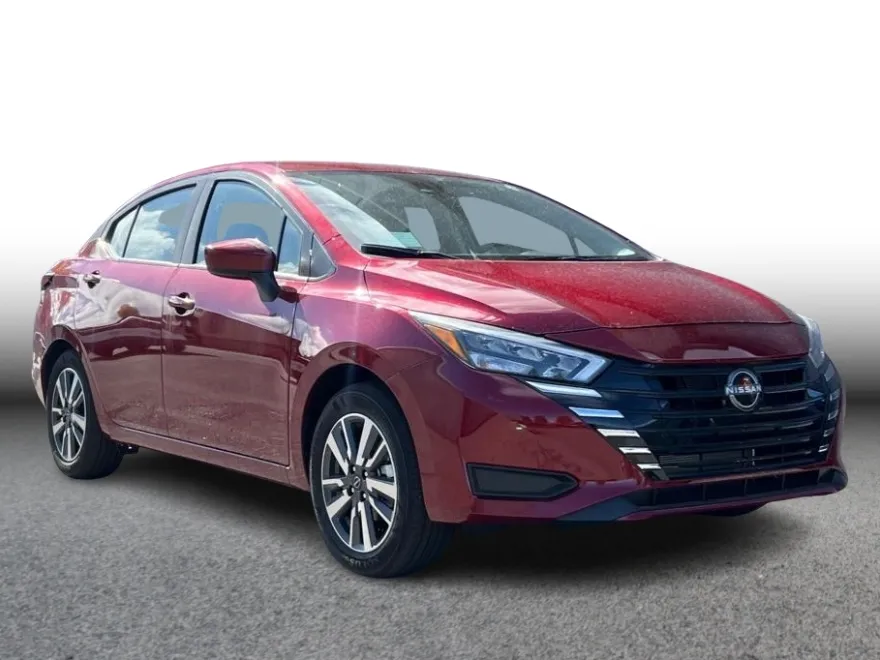 2025 Nissan Versa SV photo 1