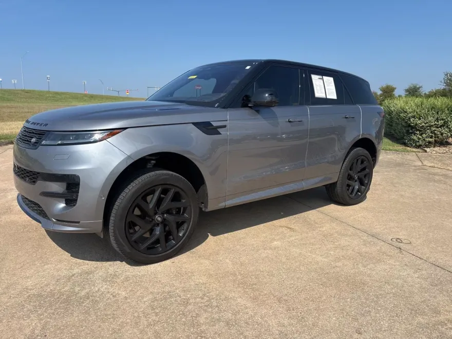 2023 Land Rover Range Rover Sport SE photo 1