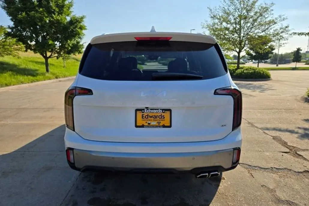2025 Kia Telluride EX photo 1