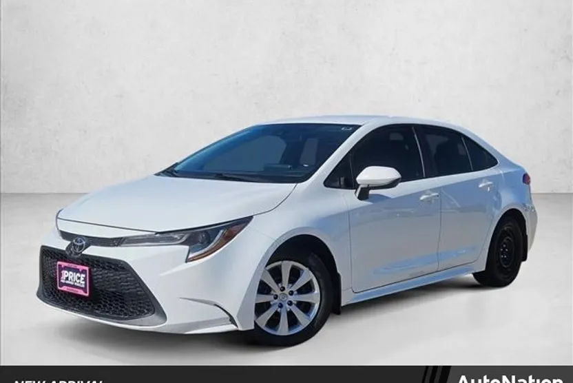 2020 Toyota Corolla LE photo 1