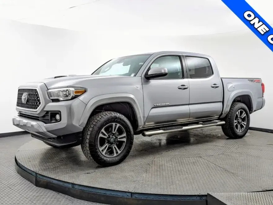 2019 Toyota Tacoma 4x4 TRD Sport Double Cab photo 1