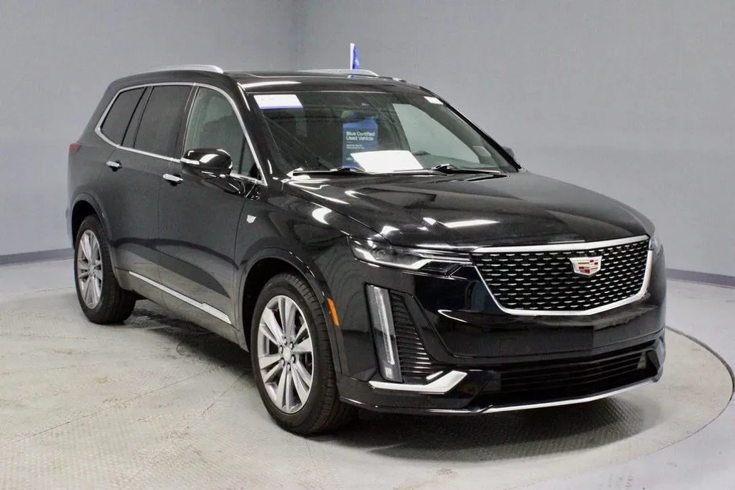2025 Cadillac XT6 Premium Luxury photo 1