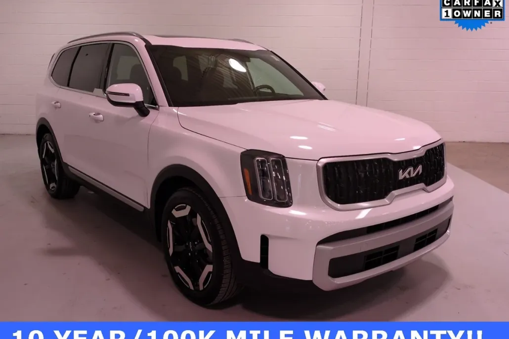 2024 Kia Telluride EX photo 1