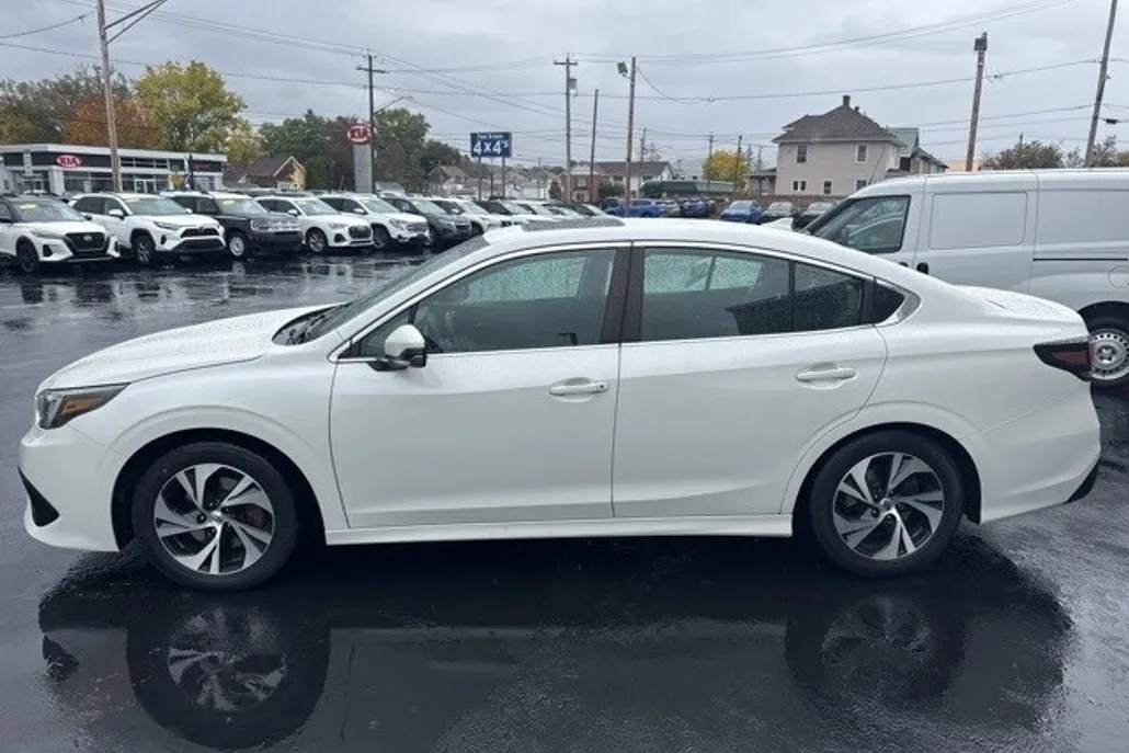 2021 Subaru Legacy Premium photo 1
