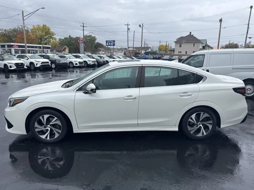 2021 Subaru Legacy Premium photo 1