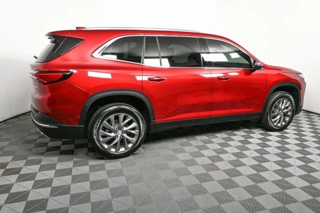 2026 Buick Enclave Preferred photo 1