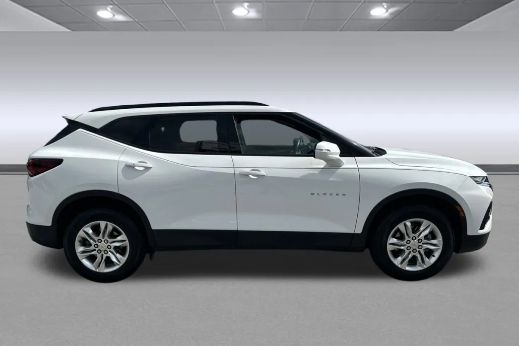 2022 Chevrolet Blazer 2LT photo 1