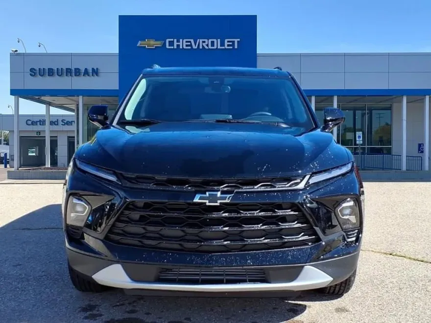 2025 Chevrolet Blazer 2LT photo 1