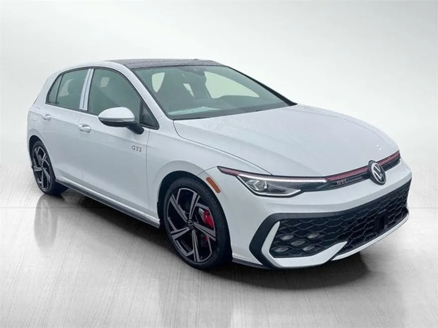 2025 Volkswagen Golf GTI SE photo 1