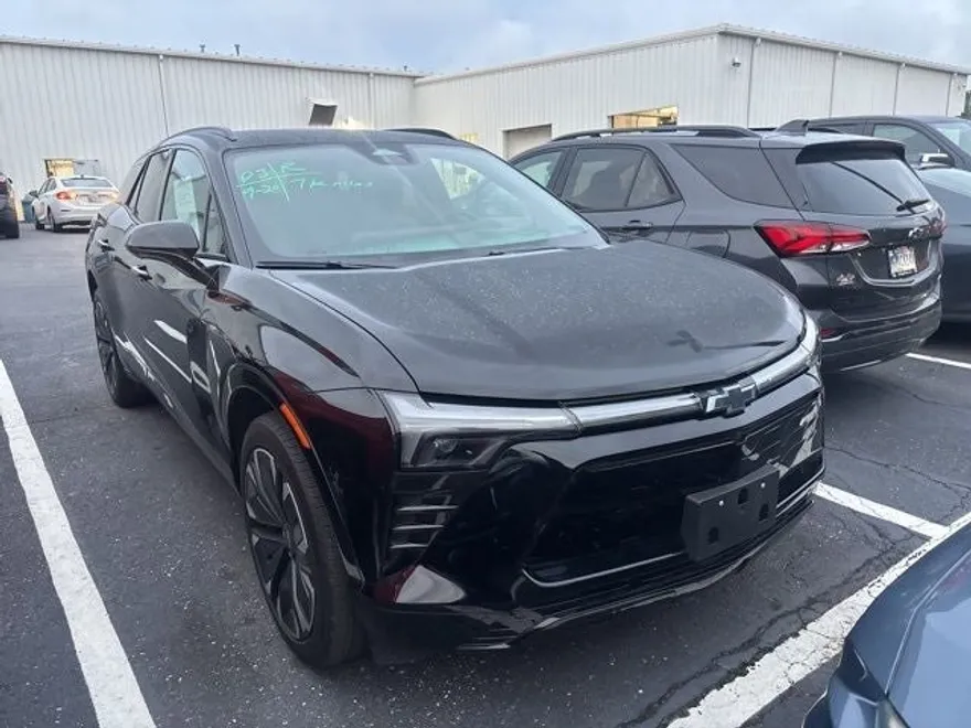 2024 Chevrolet Blazer EV RS photo 1
