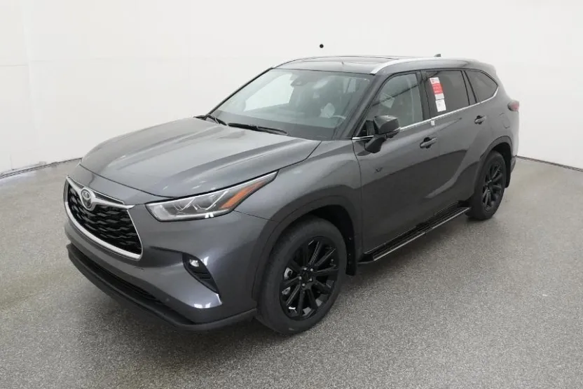 2025 Toyota Highlander XLE Limited photo 1