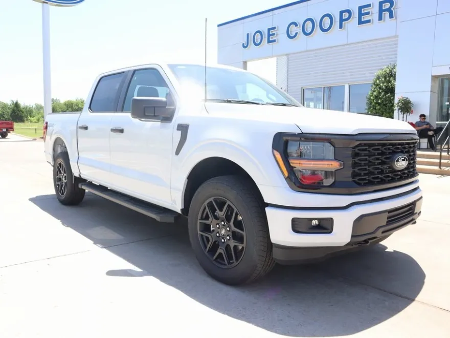 2025 Ford F-150 STX photo 1