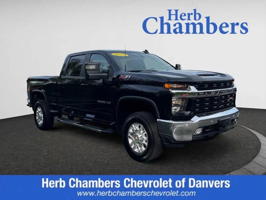 2023 Chevrolet Silverado 2500HD LT photo 1