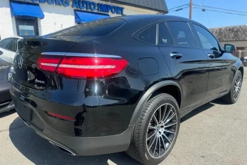2018 Mercedes Benz GLC 300 Coupe photo 3