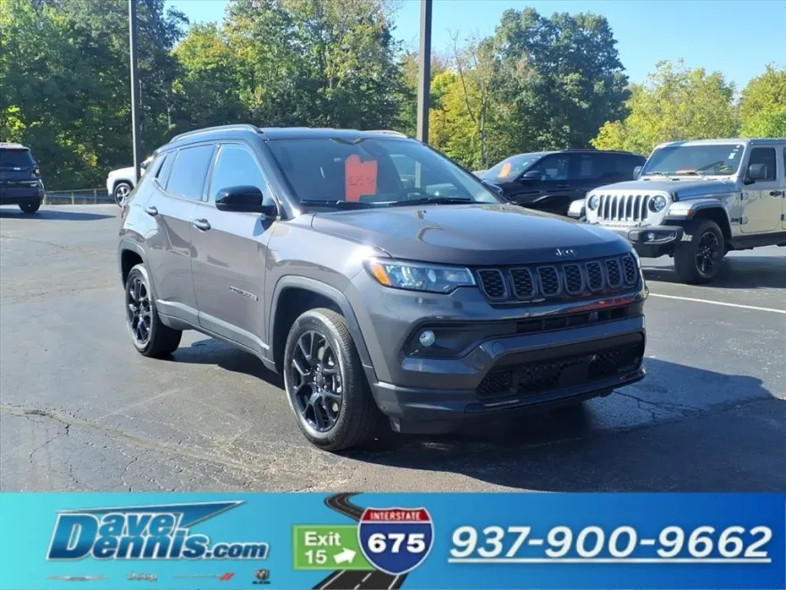 2024 Jeep Compass North Edition Latitude photo 1