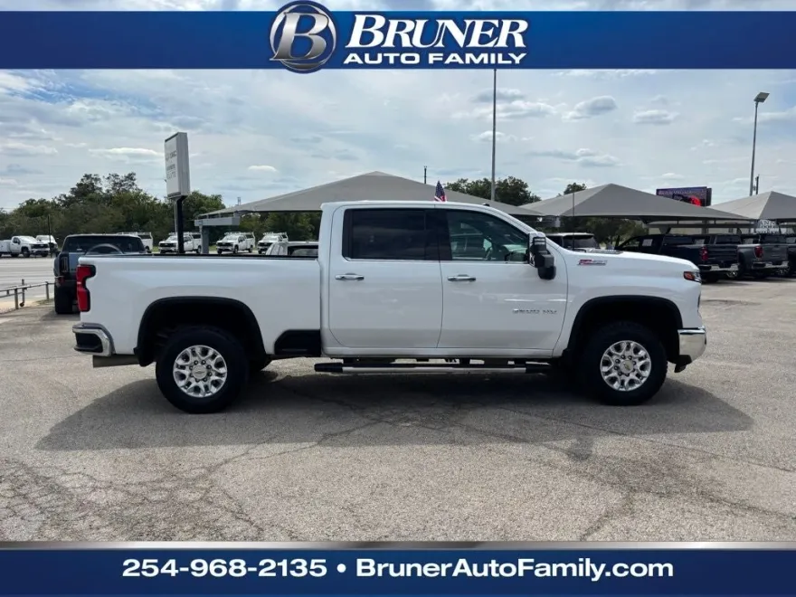 2024 Chevrolet Silverado 2500HD LTZ photo 1
