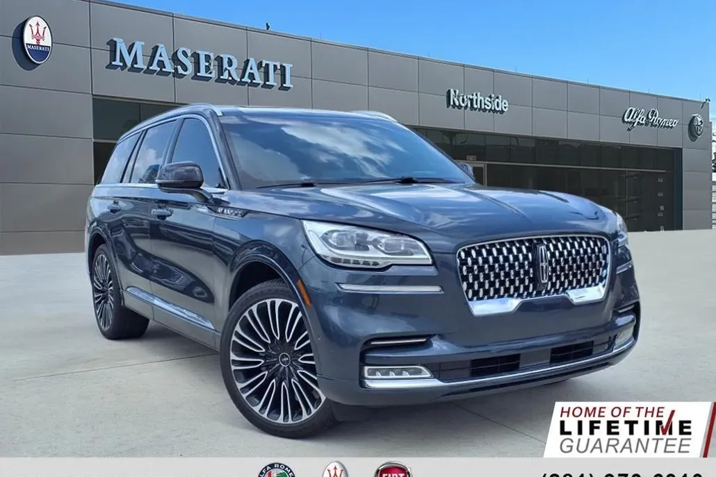 2023 Lincoln Aviator Black Label photo 1