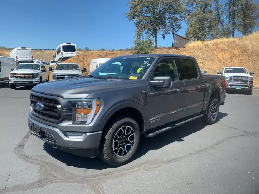 2022 Ford F-150 XLT photo 1