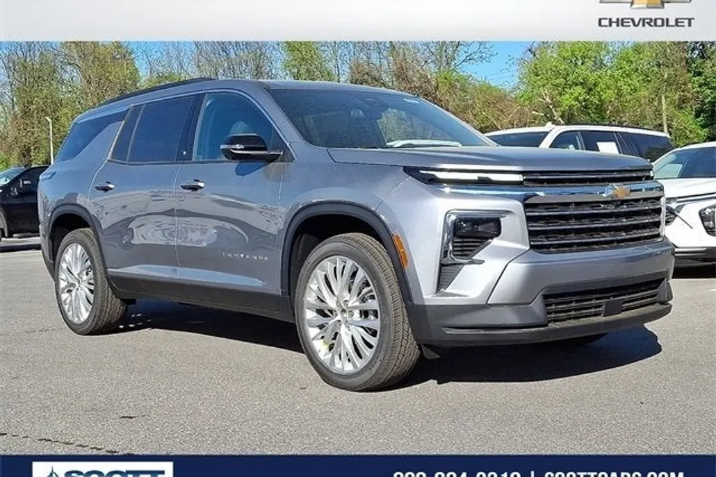 2025 Chevrolet Traverse photo 1