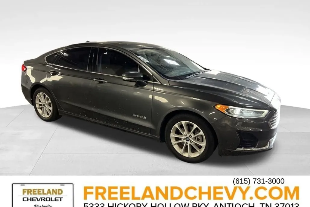 2019 Ford Fusion Hybrid SEL photo 1