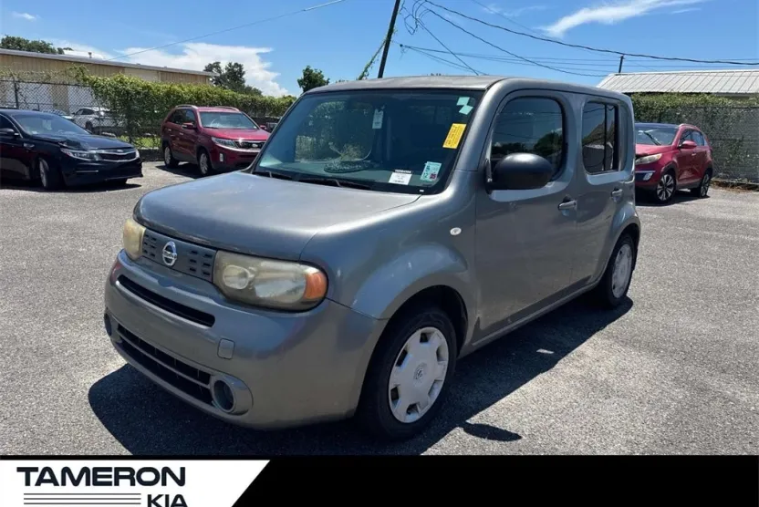 2010 Nissan Cube photo 1