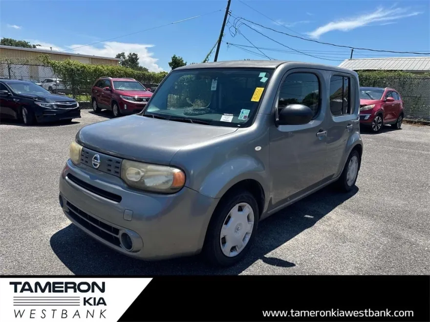 2010 Nissan Cube photo 1