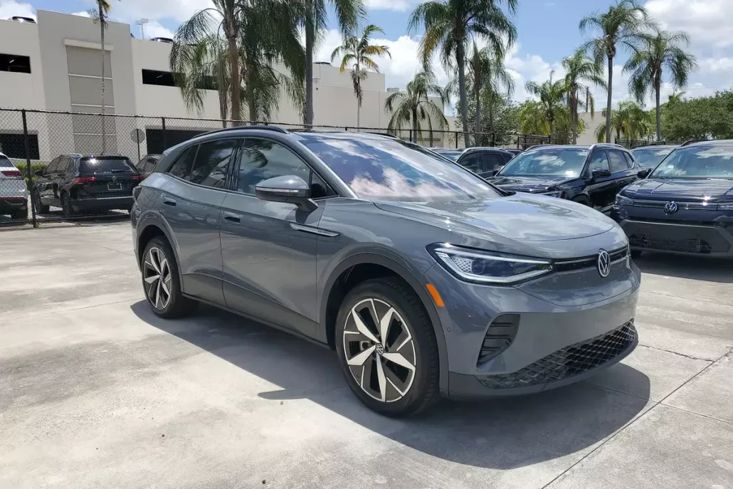 2025 Volkswagen ID.4 Pro S photo 1