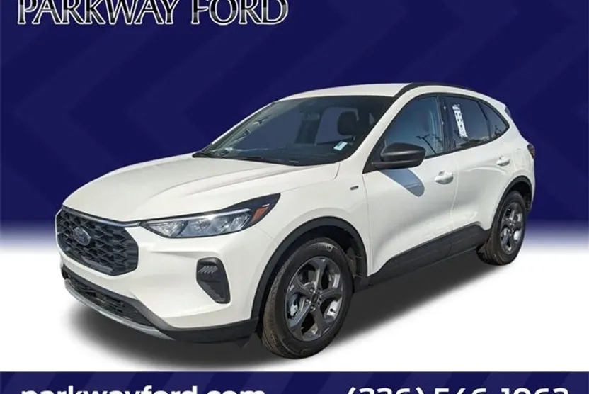 2025 Ford Escape ST-Line photo 1