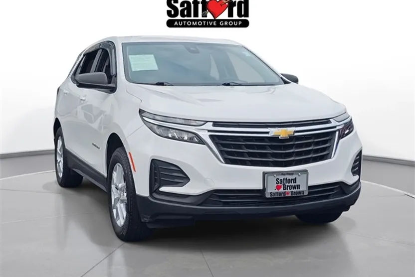 2022 Chevrolet Equinox LS photo 1